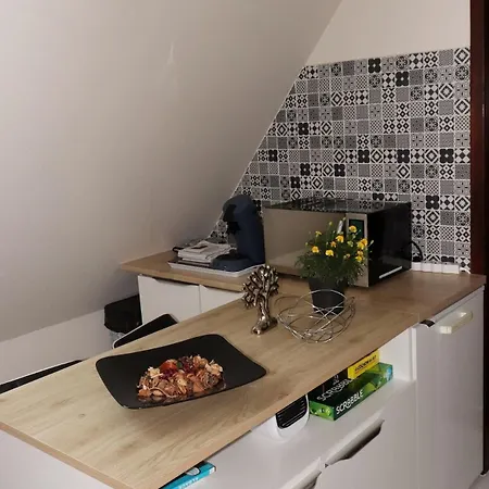 Apartment La Houblonniere 2 Chambres, 4 Lits Et 1 Clic Clac