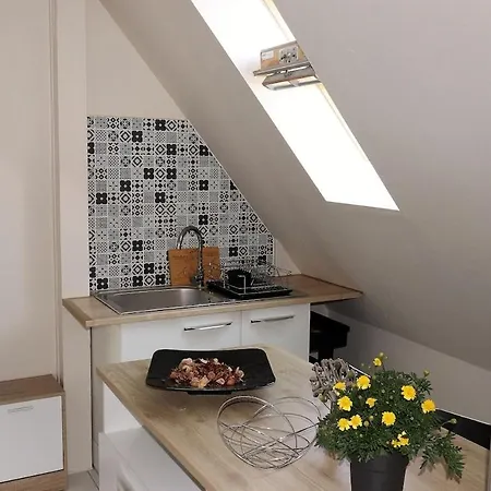 Apartment La Houblonniere 2 Chambres, 4 Lits Et 1 Clic Clac Kriegsheim